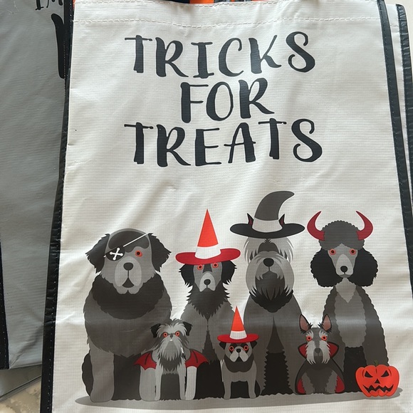 Bundle of 5 Halloween Totes - Picture 2 of 4